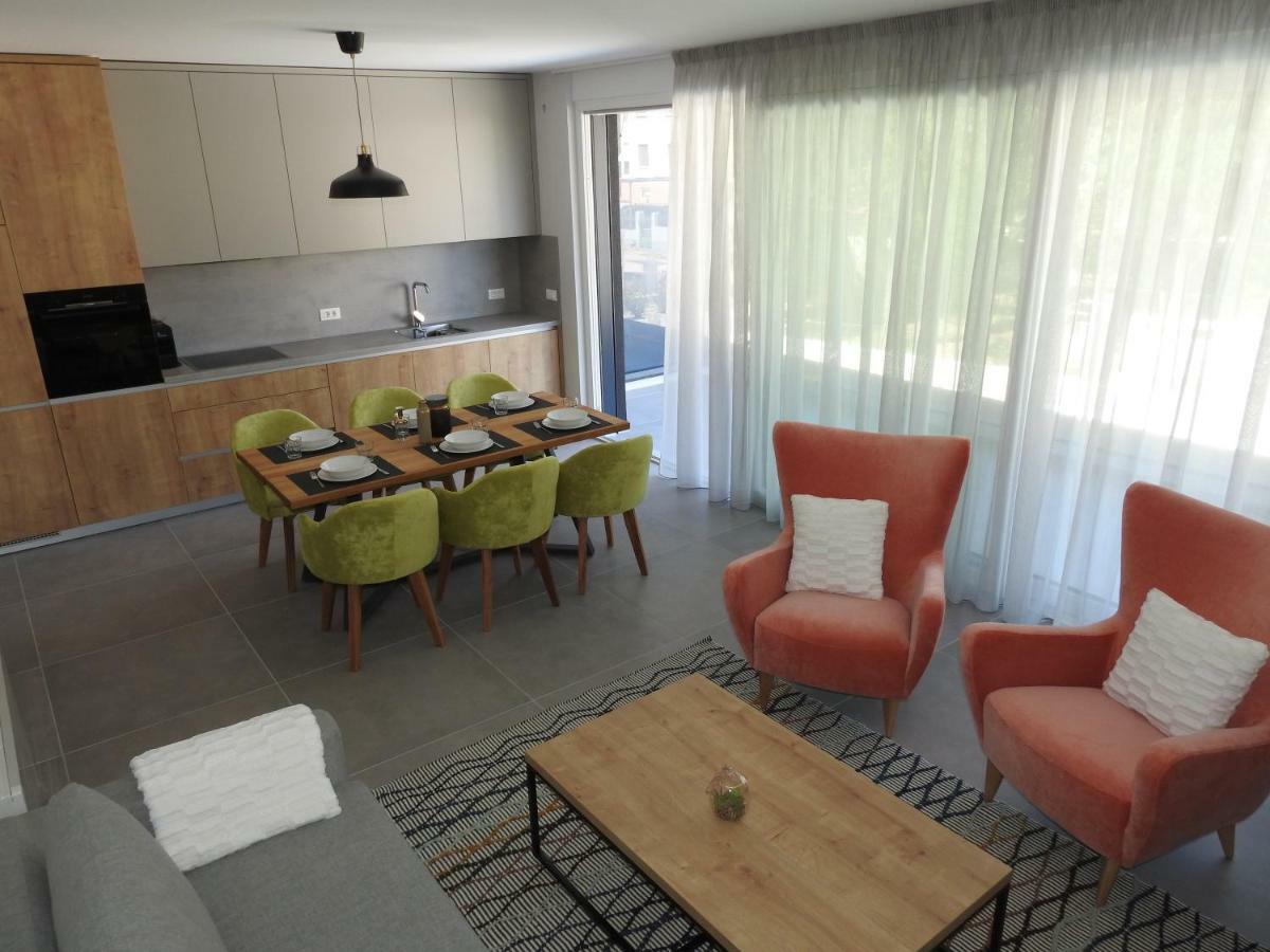 Luxury Apartments Magali 3 Ровин Екстериор снимка