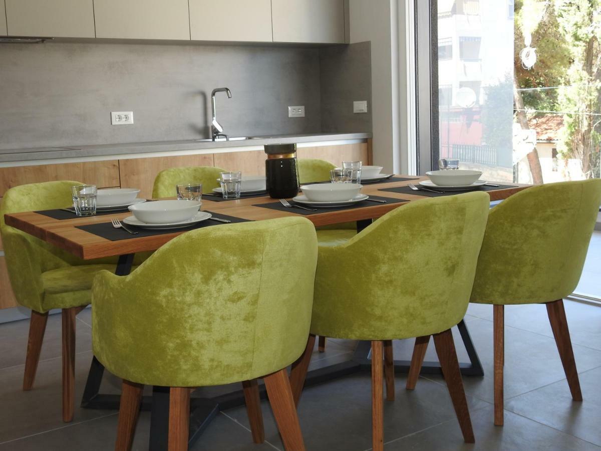 Luxury Apartments Magali 3 Ровин Екстериор снимка