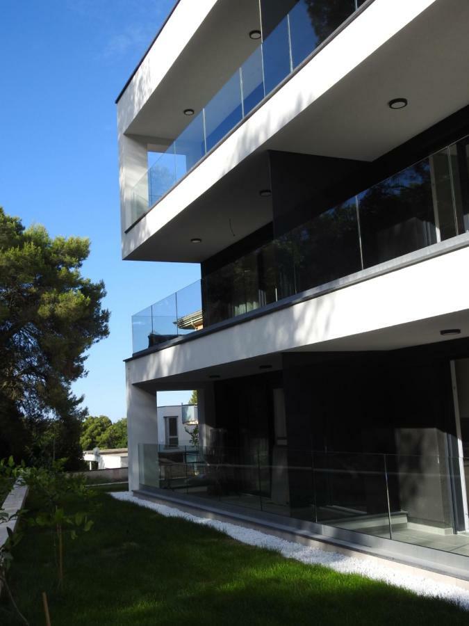 Luxury Apartments Magali 3 Ровин Екстериор снимка