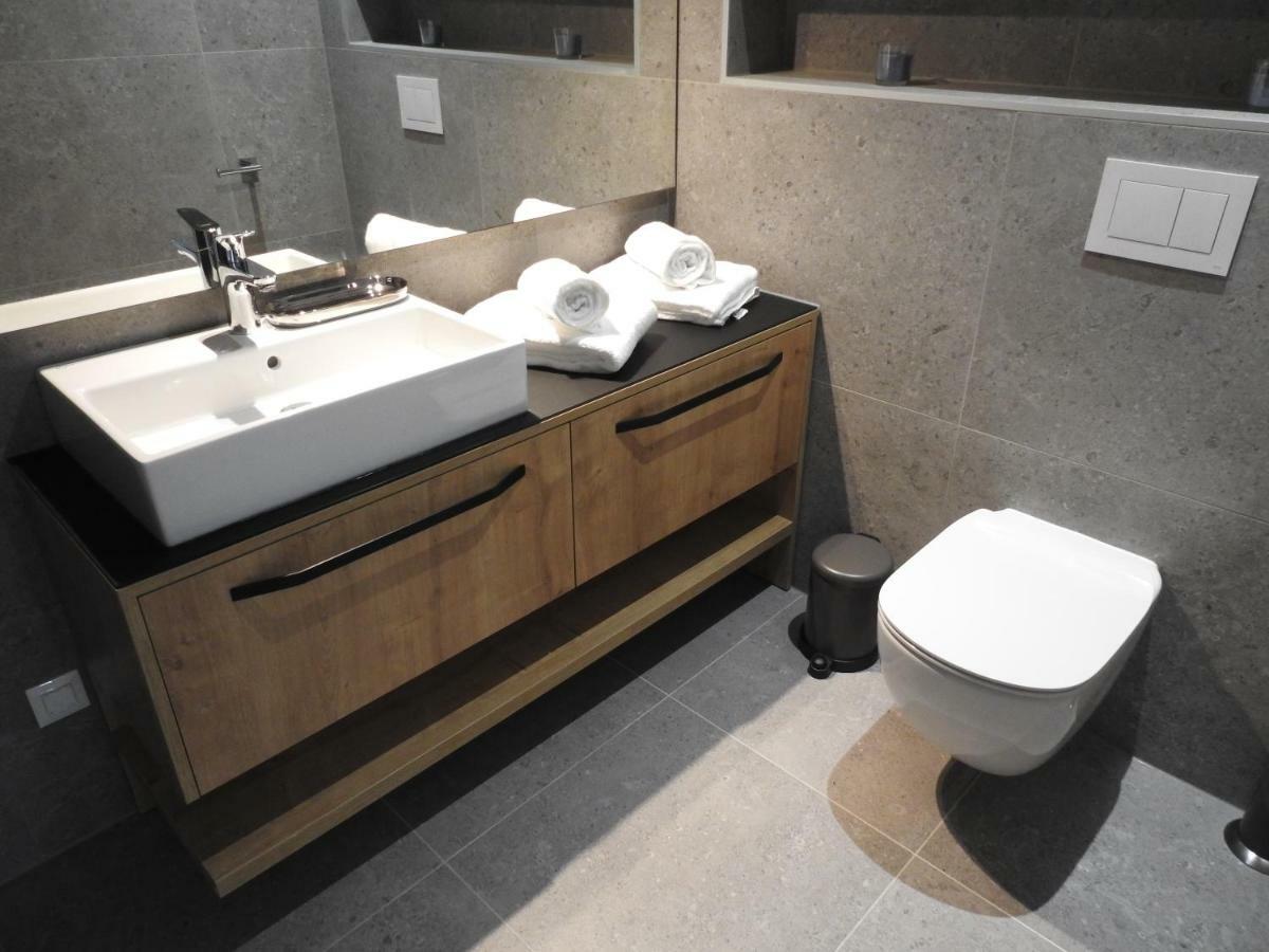 Luxury Apartments Magali 3 Ровин Екстериор снимка