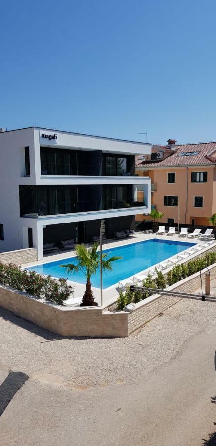 Luxury Apartments Magali 3 Ровин Екстериор снимка