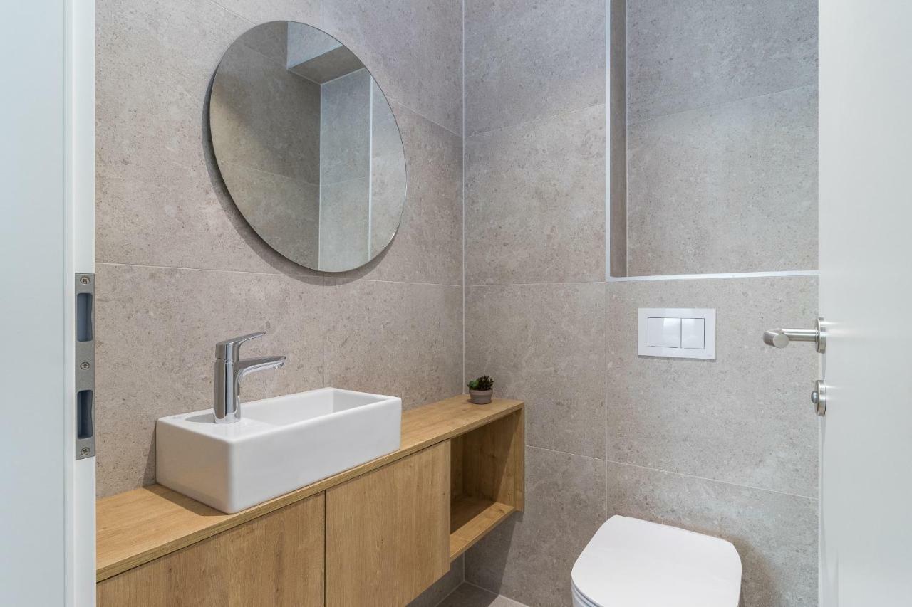 Luxury Apartments Magali 3 Ровин Екстериор снимка