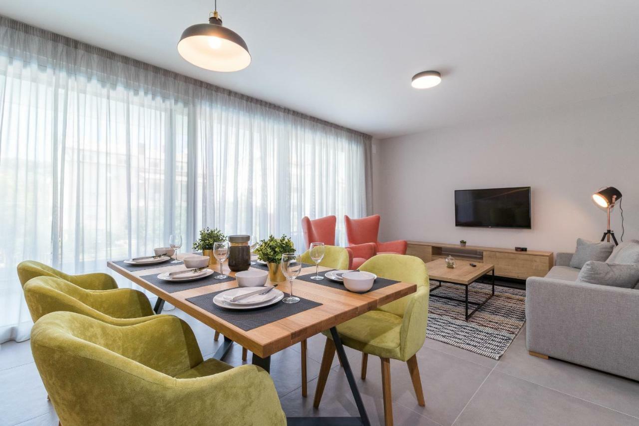 Luxury Apartments Magali 3 Ровин Екстериор снимка